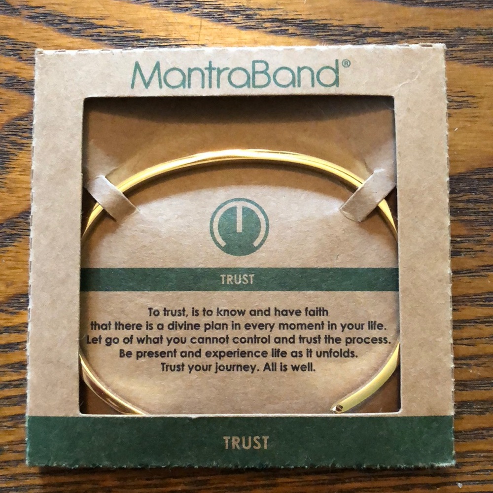Mantra Band (trust)